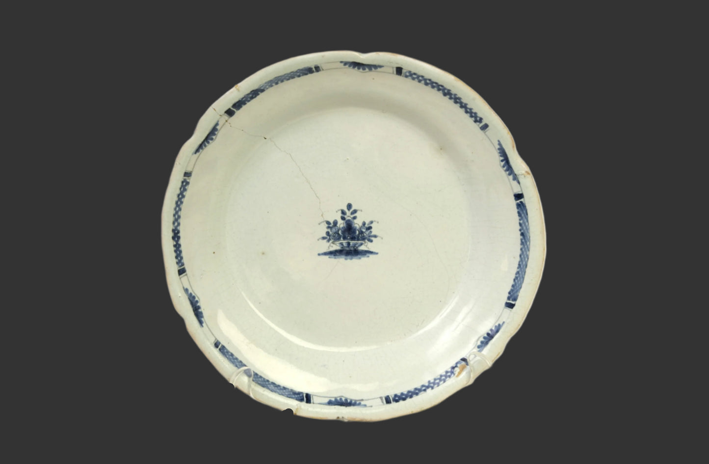 19thC St. Cloud Faience Jardiniere Plate - 9" -France