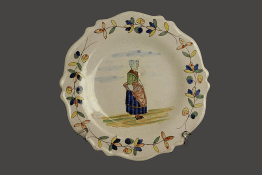 Malicorne Faience Plate - Beatrix Pouplard- 1890- France